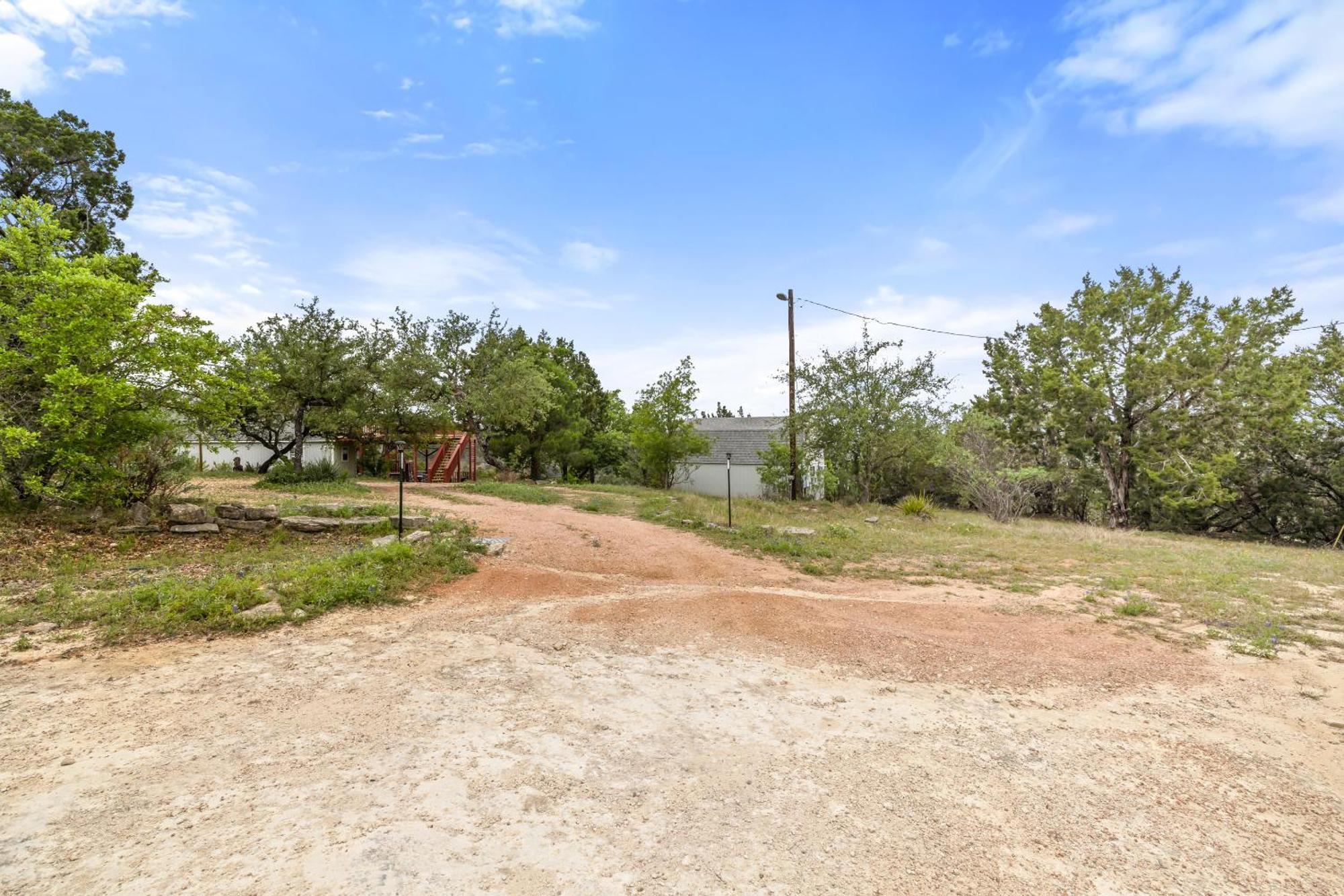 Entire 2Br 2Ba Hilltop View Home Sleeps 7 Pets 4 Acres Jacuzzi Central Ac Kingbeds Free Wifi-Parking Kitchen Washerdryer Starry Terrace Two Sunset Dining Patios Grill Stovetop Oven Fridge Onsitewoodedhiking Wildlife Coveredpatio4Pets & Birds Singing! Marble Falls Extérieur photo